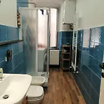 Il Mezzero All' Acquario جنوة